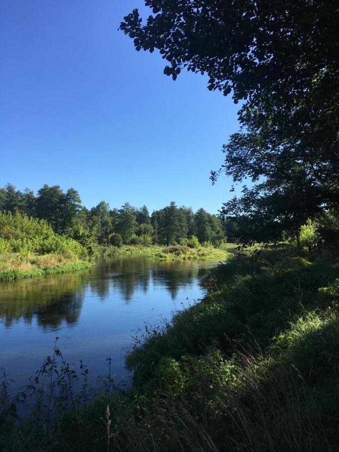 Domek Pod Trzema Kuropatwami Ily Kolo Urli Eksteriør bilde